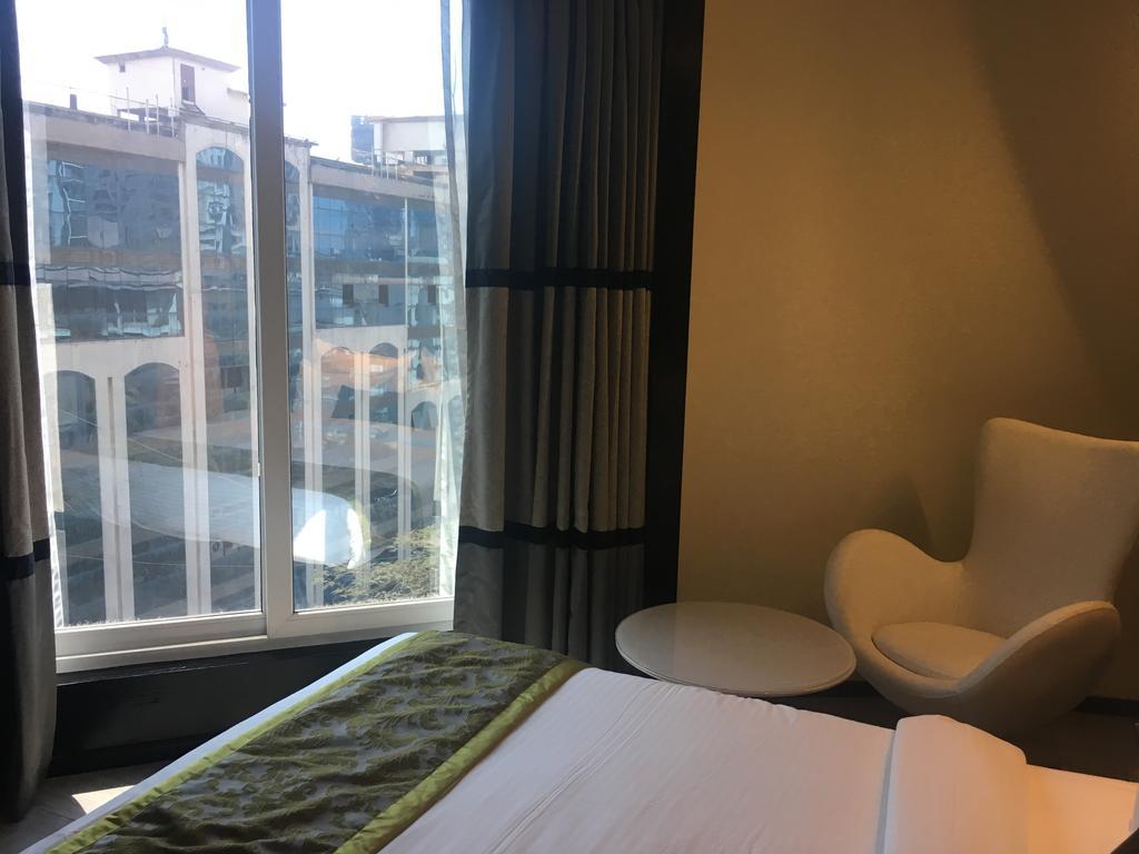 The Empresa Hotel Bombaj Zewnętrze zdjęcie