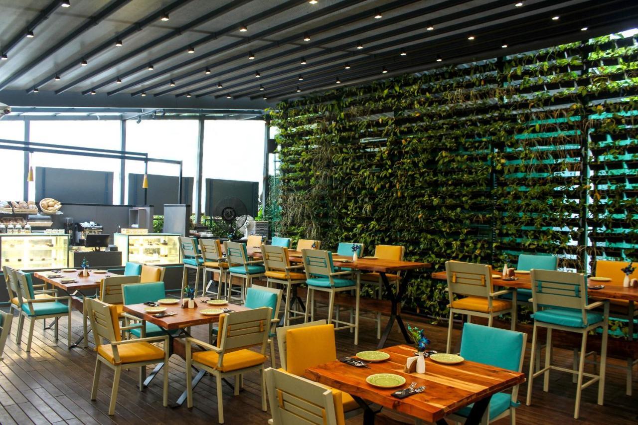 The Empresa Hotel Bombaj Zewnętrze zdjęcie